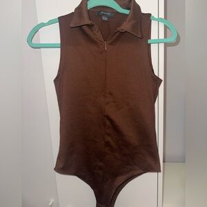 Brown Half Zip Up Bodysuit
Size M